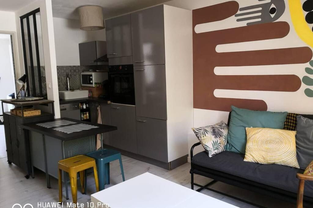 Appartement Avec Jardin Privatif Centre Ville Hyères Exterior foto